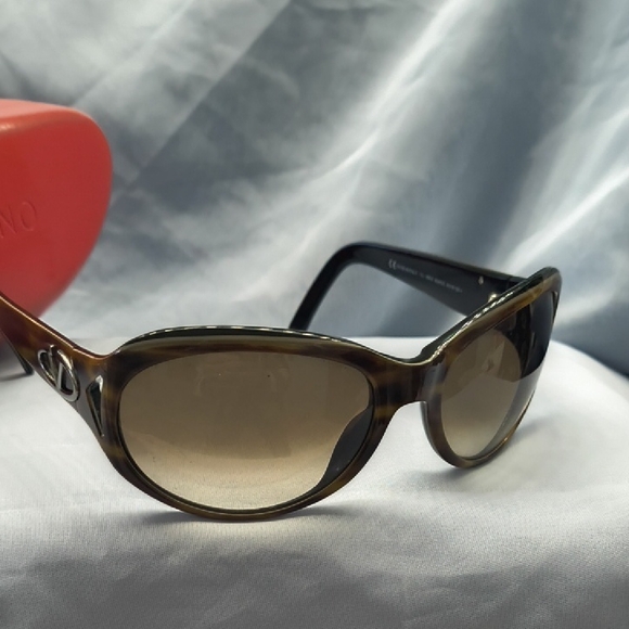 Valentino Tortoise Shell Sunglasses - Picture 9 of 13